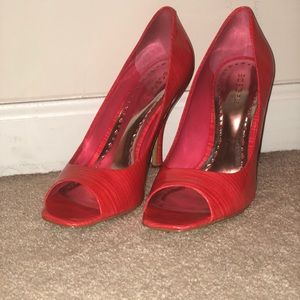 BCBG hot pink heels